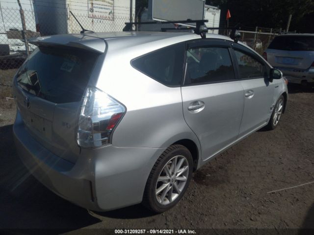 Photo 3 VIN: JTDZN3EU0C3154801 - TOYOTA PRIUS V 