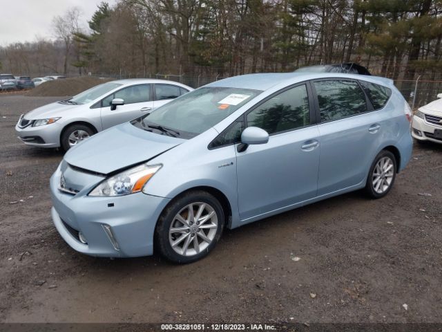 Photo 1 VIN: JTDZN3EU0C3161814 - TOYOTA PRIUS V 