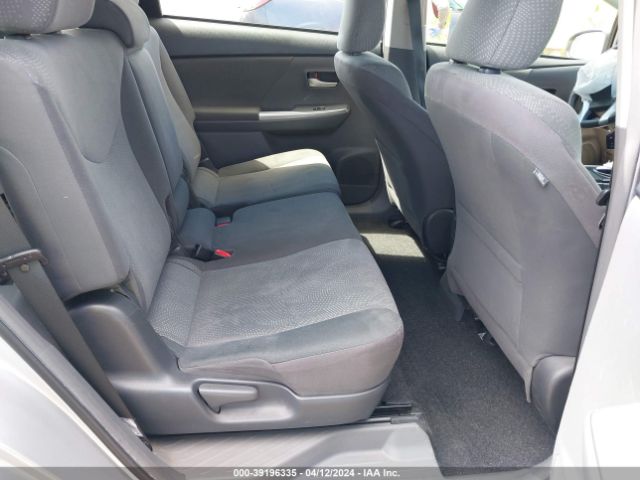 Photo 7 VIN: JTDZN3EU0C3172912 - TOYOTA PRIUS V 