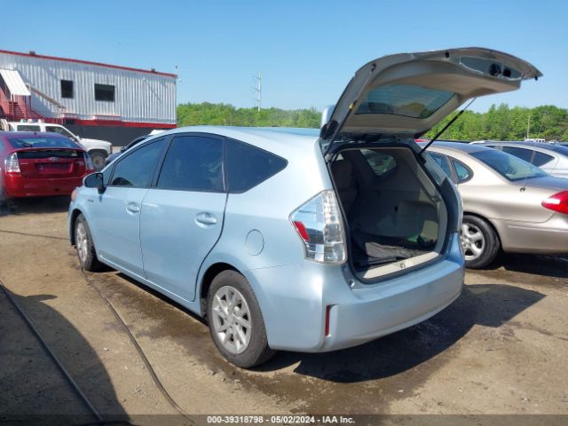 Photo 2 VIN: JTDZN3EU0D3187900 - TOYOTA PRIUS V 