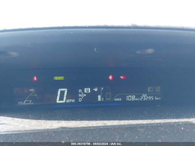 Photo 6 VIN: JTDZN3EU0D3187900 - TOYOTA PRIUS V 