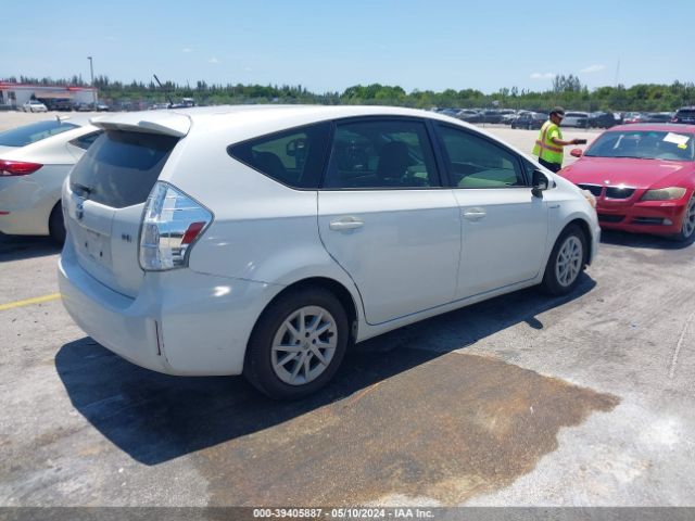 Photo 3 VIN: JTDZN3EU0D3190912 - TOYOTA PRIUS V 