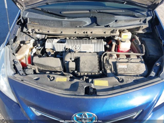 Photo 9 VIN: JTDZN3EU0D3227991 - TOYOTA PRIUS V 