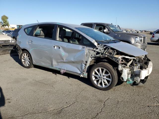 Photo 3 VIN: JTDZN3EU0D3269402 - TOYOTA PRIUS V 