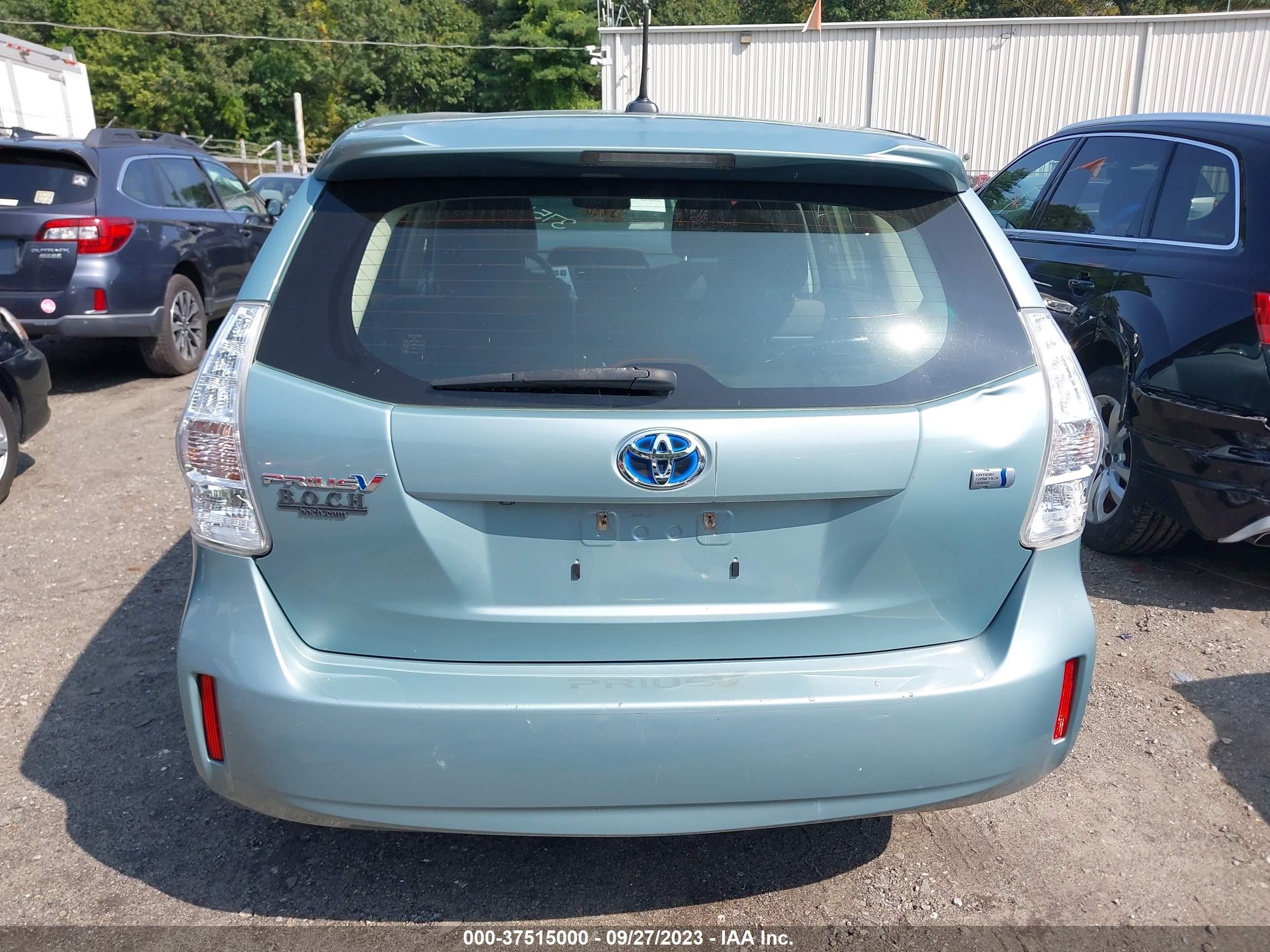 Photo 16 VIN: JTDZN3EU0E3304800 - TOYOTA PRIUS V (+) 