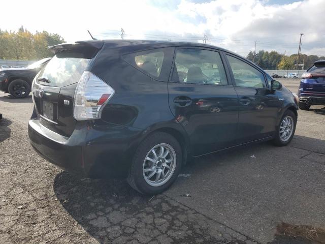 Photo 2 VIN: JTDZN3EU0E3315134 - TOYOTA PRIUS V 