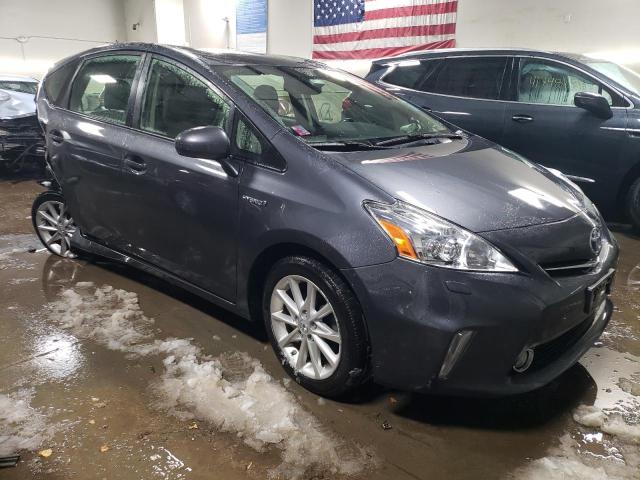 Photo 3 VIN: JTDZN3EU0E3325565 - TOYOTA PRIUS V 