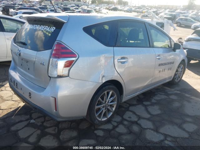 Photo 3 VIN: JTDZN3EU0FJ020449 - TOYOTA PRIUS V 