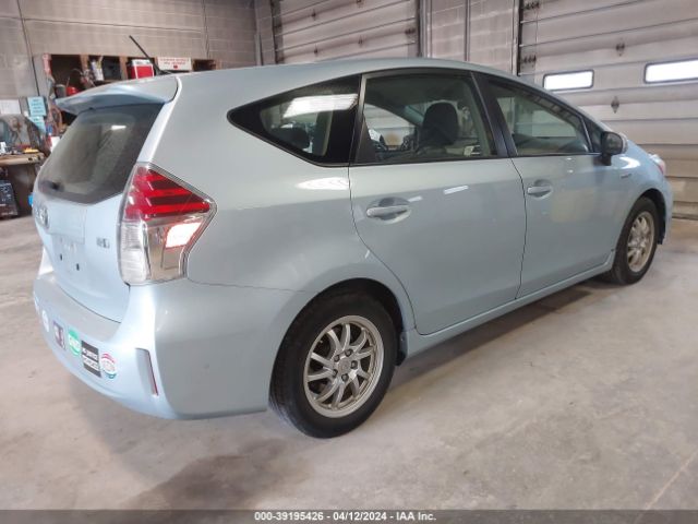 Photo 3 VIN: JTDZN3EU0FJ028731 - TOYOTA PRIUS V 