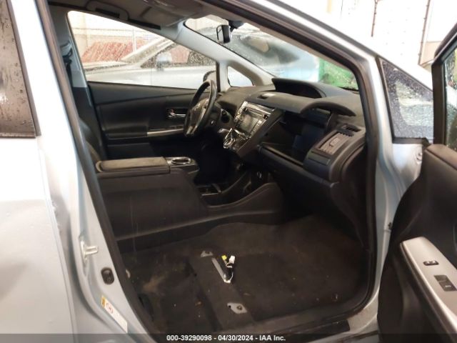 Photo 4 VIN: JTDZN3EU0GJ041464 - TOYOTA PRIUS V 