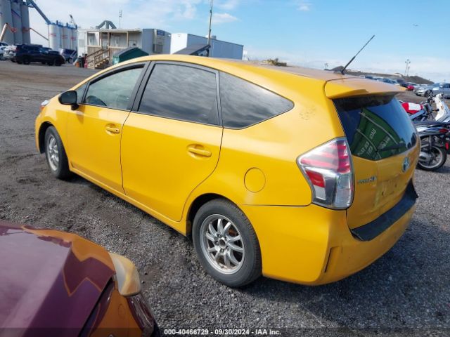 Photo 2 VIN: JTDZN3EU0GJ047233 - TOYOTA PRIUS V 