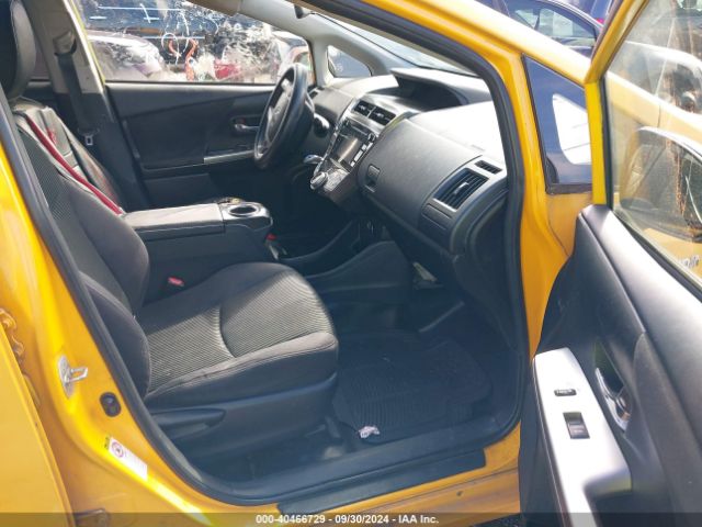 Photo 4 VIN: JTDZN3EU0GJ047233 - TOYOTA PRIUS V 