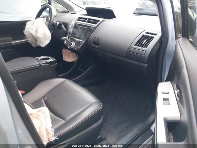 Photo 4 VIN: JTDZN3EU0GJ048320 - TOYOTA PRIUS V 