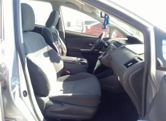 Photo 4 VIN: JTDZN3EU1C3072883 - TOYOTA PRIUS V 