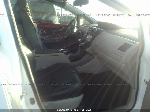 Photo 4 VIN: JTDZN3EU1C3087951 - TOYOTA PRIUS V 