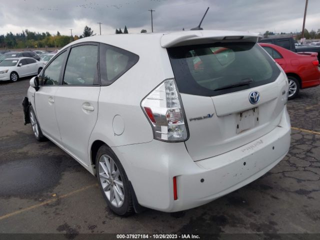 Photo 2 VIN: JTDZN3EU1C3121581 - TOYOTA PRIUS V 