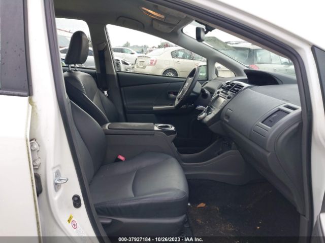 Photo 4 VIN: JTDZN3EU1C3121581 - TOYOTA PRIUS V 