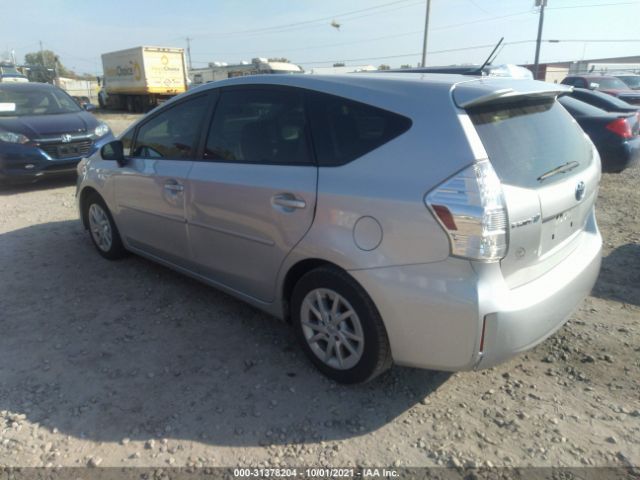 Photo 2 VIN: JTDZN3EU1C3142821 - TOYOTA PRIUS V 