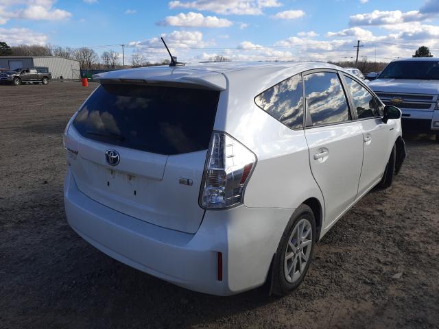 Photo 3 VIN: JTDZN3EU1C3145931 - TOYOTA PRIUS V 