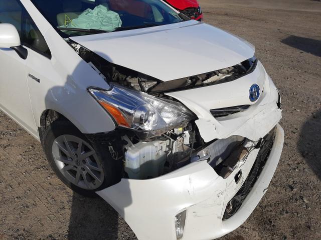 Photo 8 VIN: JTDZN3EU1C3145931 - TOYOTA PRIUS V 