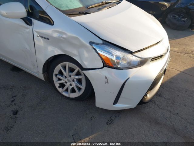 Photo 5 VIN: JTDZN3EU1C3148506 - TOYOTA PRIUS V 