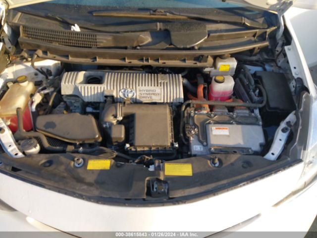 Photo 9 VIN: JTDZN3EU1C3148506 - TOYOTA PRIUS V 