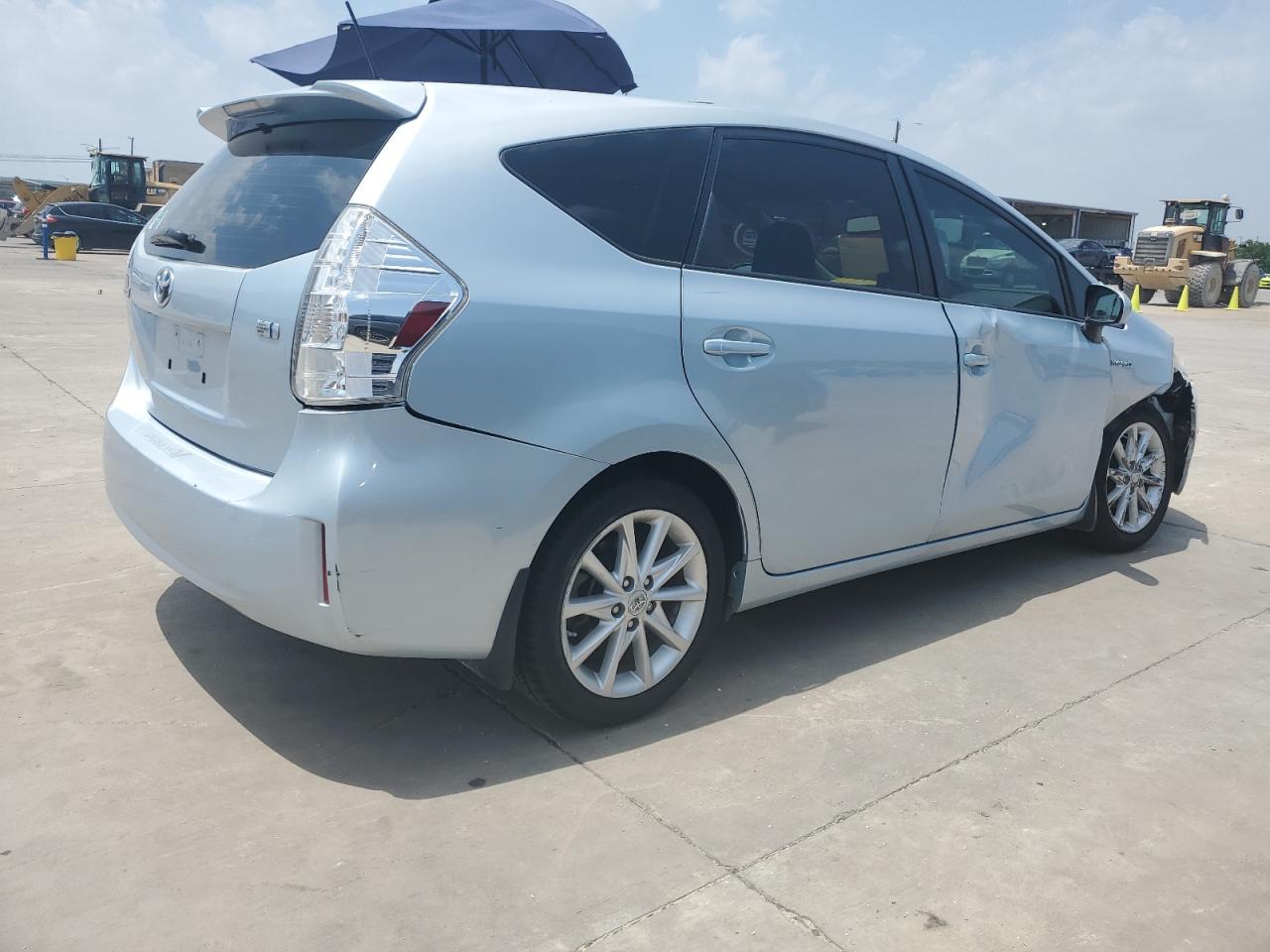 Photo 2 VIN: JTDZN3EU1C3181523 - TOYOTA PRIUS 