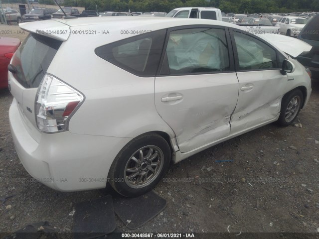 Photo 3 VIN: JTDZN3EU1D3218040 - TOYOTA PRIUS V 