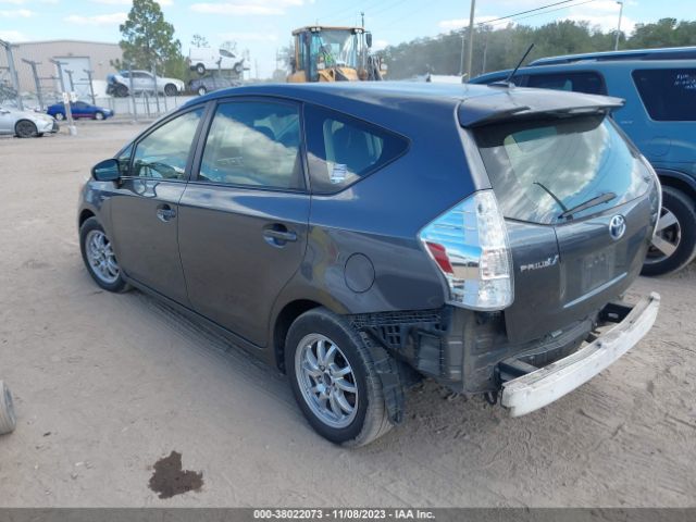 Photo 2 VIN: JTDZN3EU1D3268646 - TOYOTA PRIUS V 