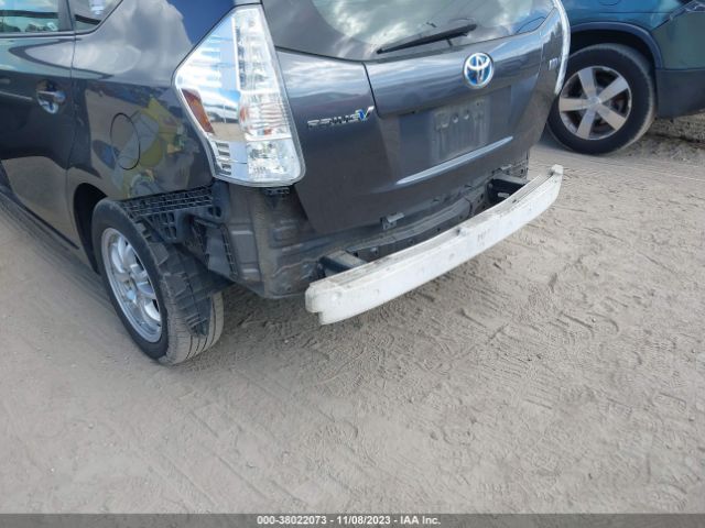 Photo 5 VIN: JTDZN3EU1D3268646 - TOYOTA PRIUS V 