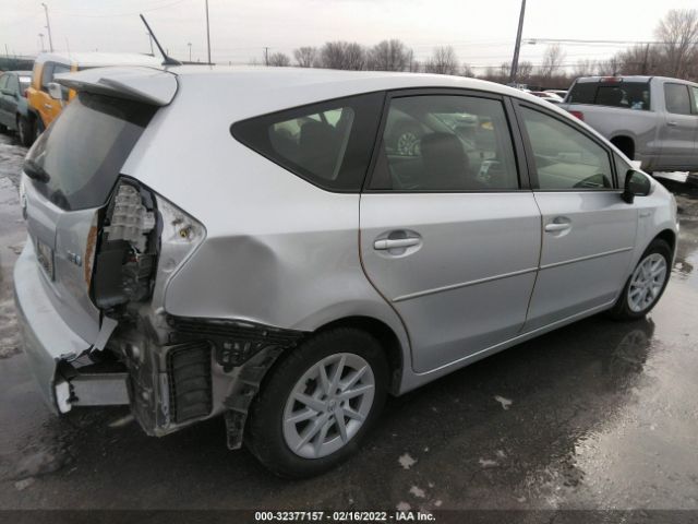 Photo 3 VIN: JTDZN3EU1D3283504 - TOYOTA PRIUS V 