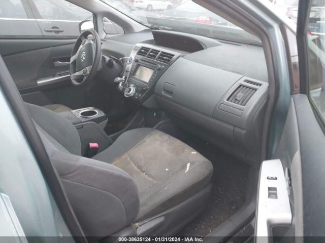 Photo 4 VIN: JTDZN3EU1E3314686 - TOYOTA PRIUS V 