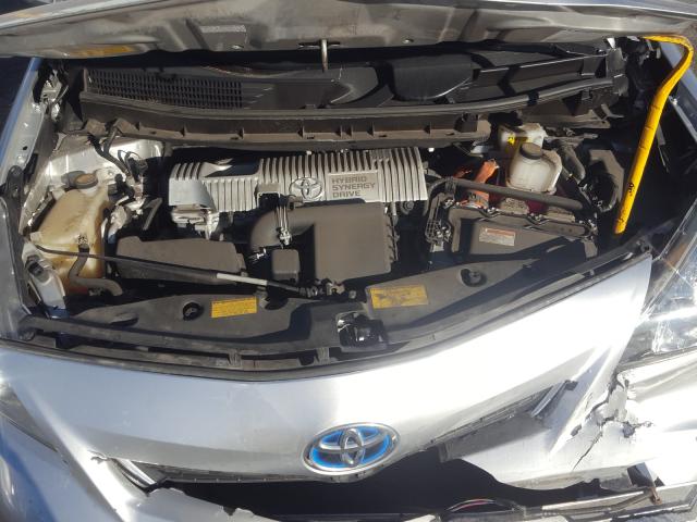 Photo 6 VIN: JTDZN3EU1E3321511 - TOYOTA PRIUS V 