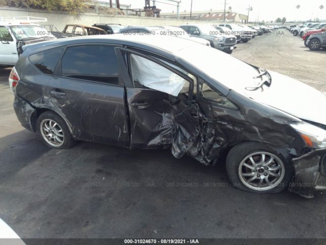 Photo 5 VIN: JTDZN3EU1FJ028009 - TOYOTA PRIUS V 