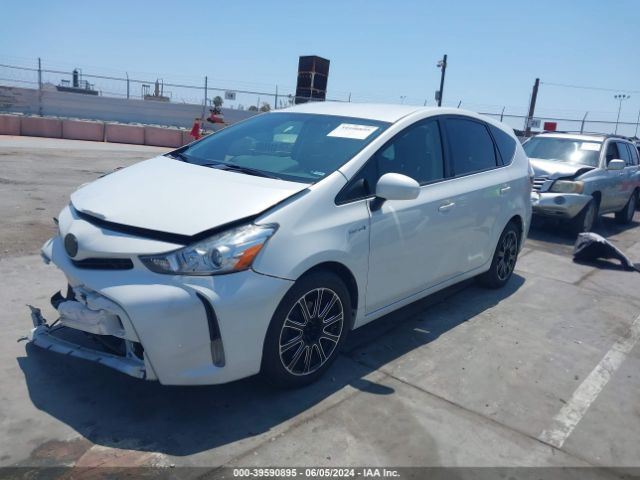 Photo 1 VIN: JTDZN3EU1FJ028608 - TOYOTA PRIUS V 