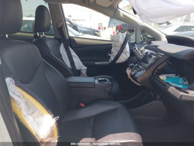 Photo 4 VIN: JTDZN3EU1FJ028608 - TOYOTA PRIUS V 