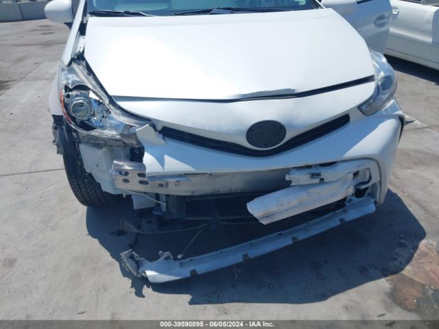 Photo 5 VIN: JTDZN3EU1FJ028608 - TOYOTA PRIUS V 