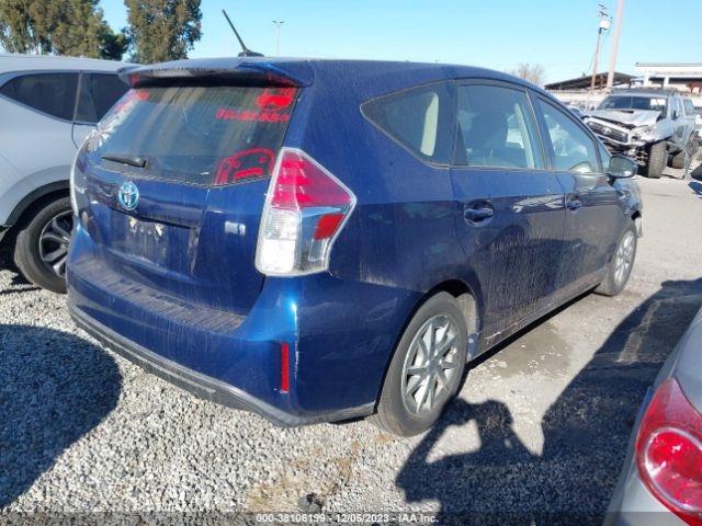 Photo 3 VIN: JTDZN3EU1FJ030097 - TOYOTA PRIUS V 