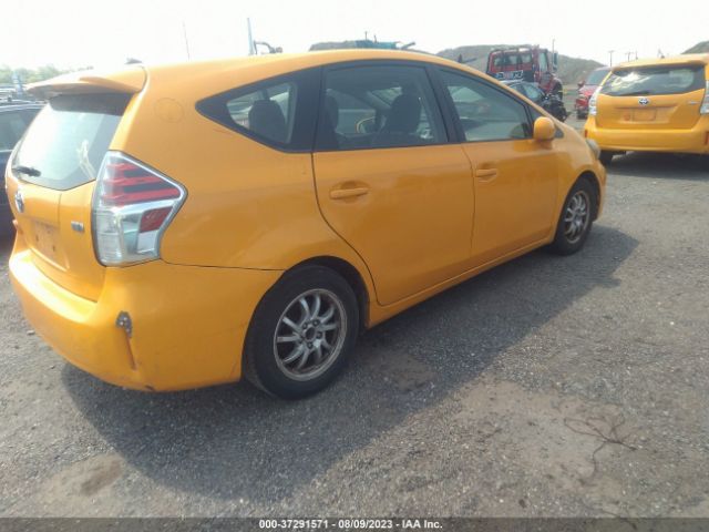 Photo 3 VIN: JTDZN3EU1FJ033551 - TOYOTA PRIUS V 