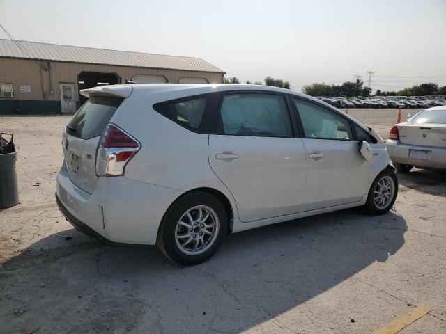 Photo 2 VIN: JTDZN3EU1GJ049377 - TOYOTA PRIUS V 