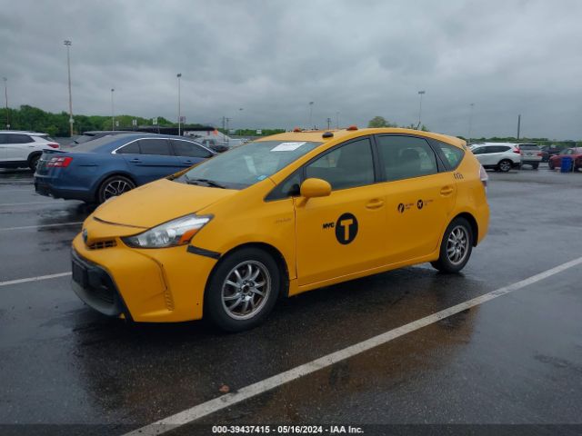 Photo 1 VIN: JTDZN3EU1GJ050223 - TOYOTA PRIUS V 