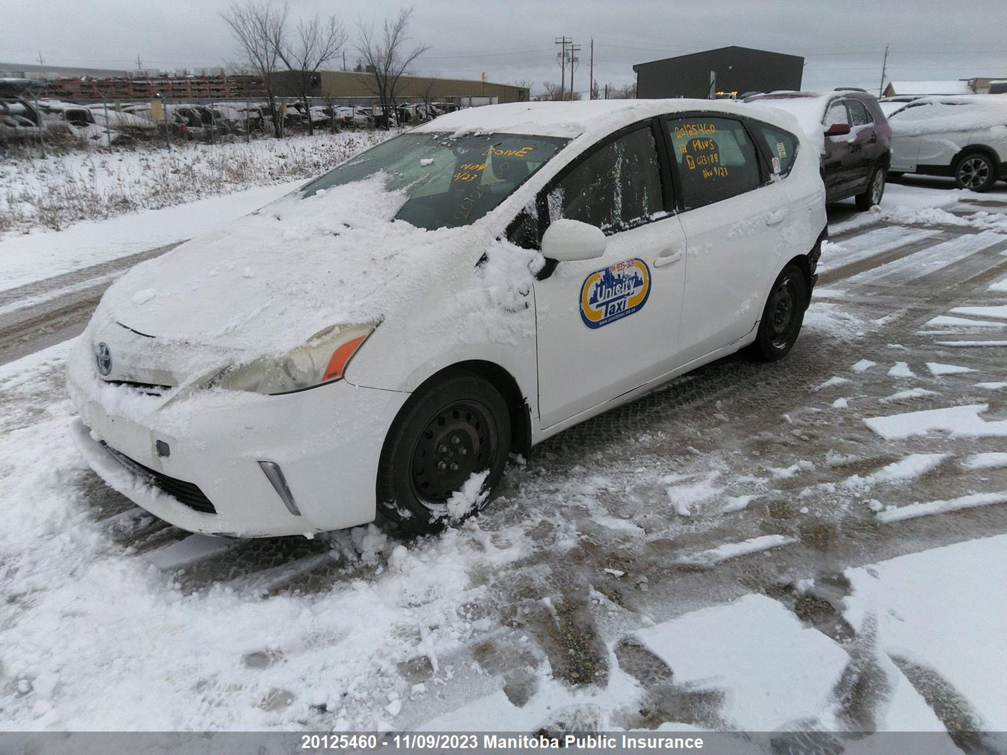 Photo 1 VIN: JTDZN3EU2C3023188 - TOYOTA PRIUS V (+) 