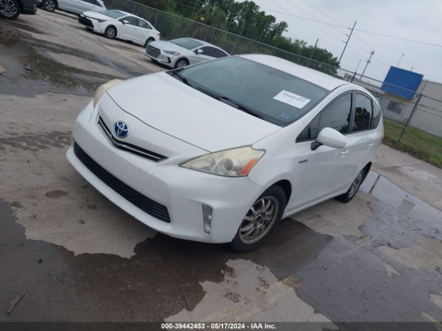 Photo 1 VIN: JTDZN3EU2C3071290 - TOYOTA PRIUS V 