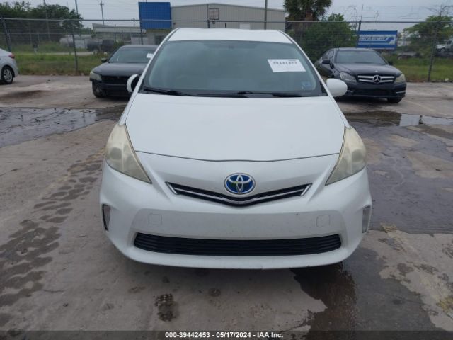 Photo 5 VIN: JTDZN3EU2C3071290 - TOYOTA PRIUS V 