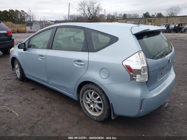 Photo 2 VIN: JTDZN3EU2C3105776 - TOYOTA PRIUS V 