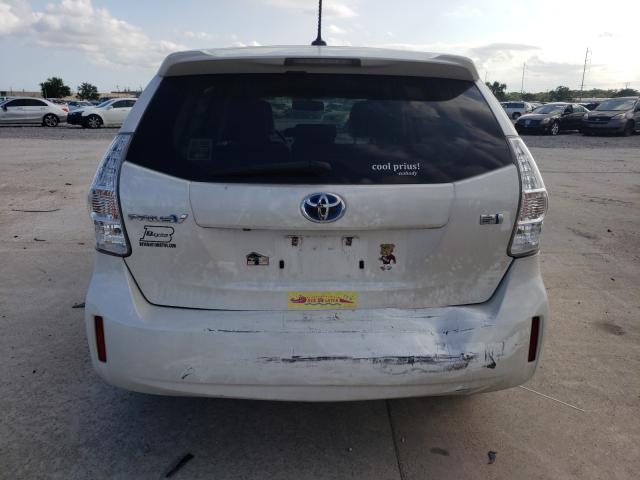 Photo 8 VIN: JTDZN3EU2C3143038 - TOYOTA PRIUS V 