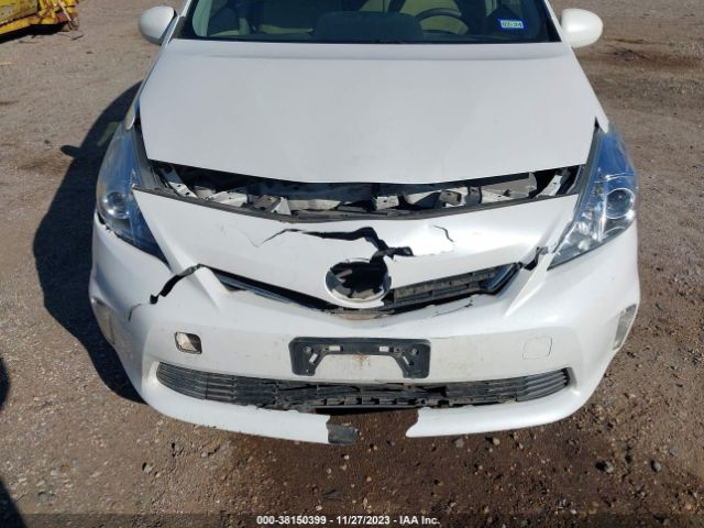 Photo 5 VIN: JTDZN3EU2C3146599 - TOYOTA PRIUS V 