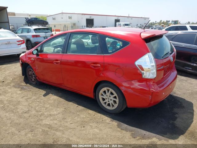 Photo 2 VIN: JTDZN3EU2D3194282 - TOYOTA PRIUS V 