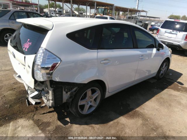 Photo 3 VIN: JTDZN3EU2D3211842 - TOYOTA PRIUS V 