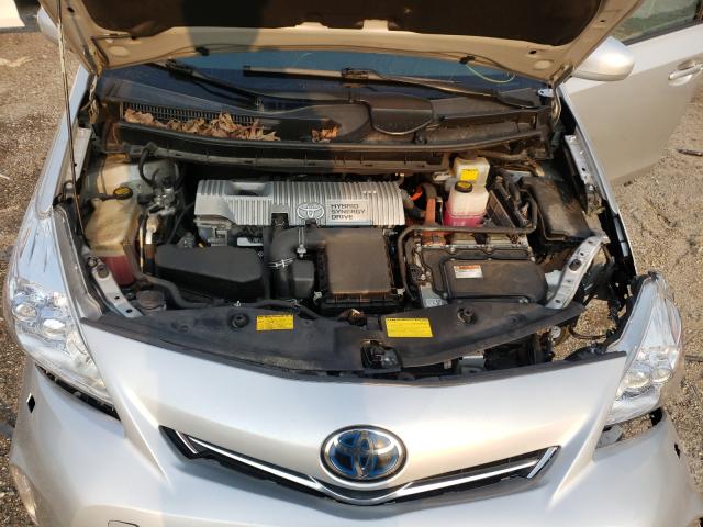 Photo 6 VIN: JTDZN3EU2D3214949 - TOYOTA PRIUS V 